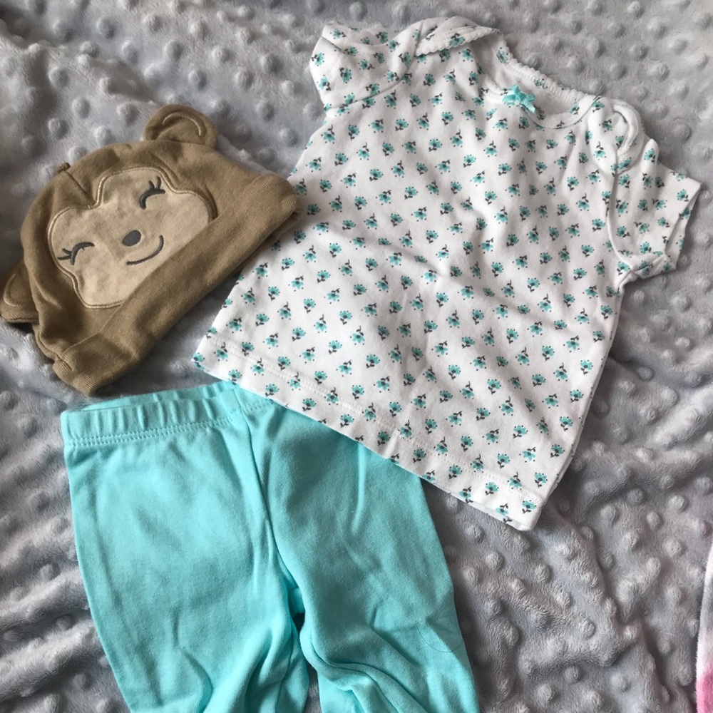 Carter’s 3 pc Baby Bundle 3 M